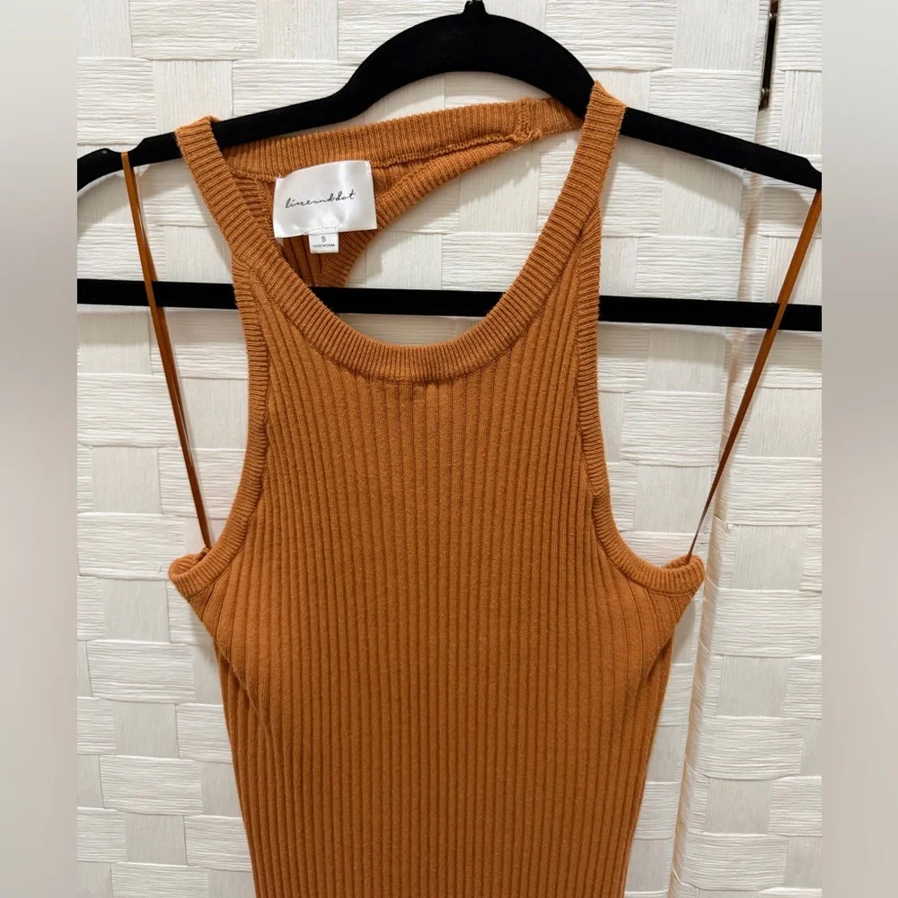 Rust Caramel Sleeveless Ribbed Midi Dress - Picture 2 of 4